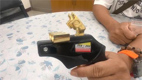 員警出奇招逮詐騙車手　比賽用「裁判槍」對空鳴槍威嚇