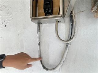 涉竊農場電纜線 警逮40歲男查獲電纜線9.16公斤