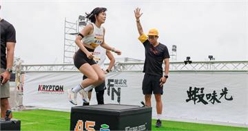 雙喜臨門3/女星熱愛運動成痴 温貞菱文青女神成排球少女