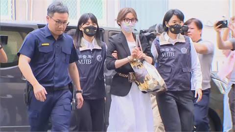 LIVE／抵達北檢了！　「貴婦奈奈」素顏、戴口罩接受複訊中