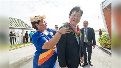 賴總統特使！林佳龍旋風抵達馬紹爾群島　率產業團拚經貿合作