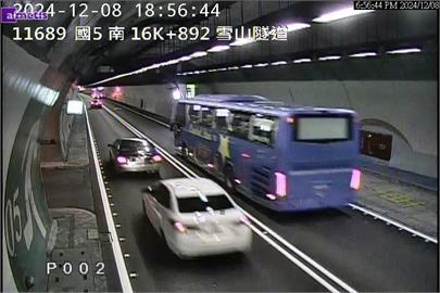 雪隧逼車狂魔慘了！整路「貼屁股按喇叭」嚇哭奶娃　下場曝光