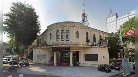 台中爆恐怖情殺案!金融男復合不成「割喉前任」...路人制止臉中刀送醫