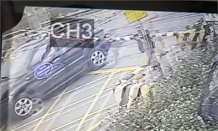 車卡平交道！駕駛逆向還撞壞遮斷器　最高可處9萬罰鍰、吊扣駕照1年