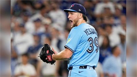 MLB(影)/藍鳥菜投Yesavage其實大聯盟薪水賺不多 期待獲季後賽豐厚獎金