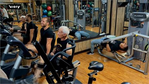 健身23年如一日　伊朗79歲「健身阿伯」拉單槓、舉重難不倒