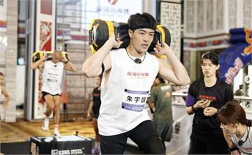 朱宇謀遭控獵豔演藝圈　百萬寫真女星、JKF女郎都被騙