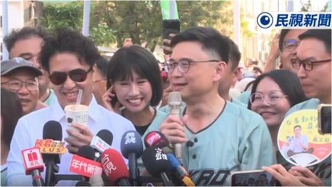 沈伯洋高雄暴風吸珍奶「又開戰太甜」！回家急出「1招神反轉」網被逼瘋：真的很會