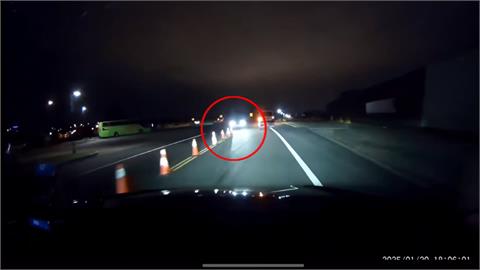 七星潭旁道路暗摸摸　車輛不熟路況逆向闖入對向