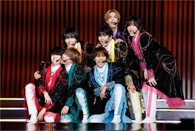 浪花男子嗨喊「TEAM TAIWAN冠軍」！甜蜜告白「很遠但一定會接住你們的愛」
