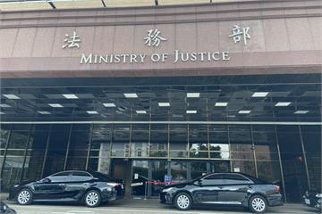 陸籍律師上法庭　法務部說話了