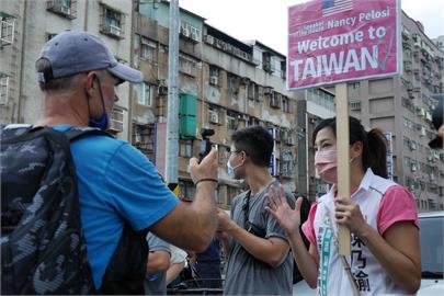 裴洛西離台前訪人權園區！陳乃瑜高喊：台灣一定會守護民主自由