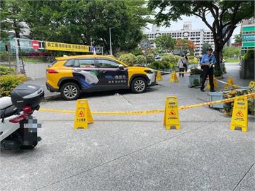 快新聞／又有車禍！小黃疑誤踩油門「撞北投榮總花圃」　警方說明了