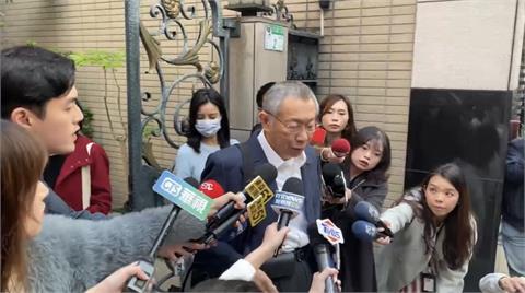 快新聞／柯文哲7000萬交保返家後　旋即穿上西裝至新竹探父