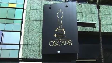 「阿湯哥」獲頒奧斯卡終身成就獎！　從影逾40年終擒「小金人」