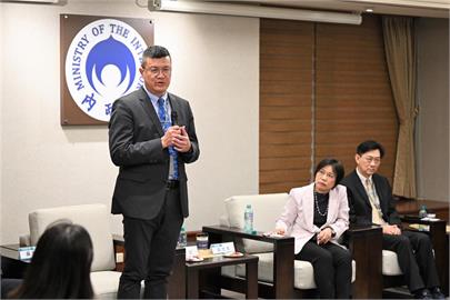 快新聞／避淪為詐騙人頭帳戶　內政部：自然人憑證勿交付他人