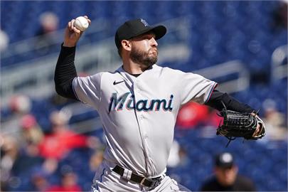 中職／續留13勝魔神樂！樂天桃猿補強投手戰力　再簽下一大聯盟級好手