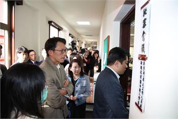 沈伯洋控他夾帶國防機密離場　黃國昌親上火線回應「不小心的」遭反嗆