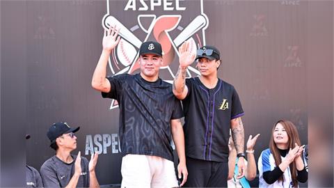 棒球／動刀2次浴火重生飆158公里球速！巨人旅美投手李晨薰與小球員分享傷痛經歷