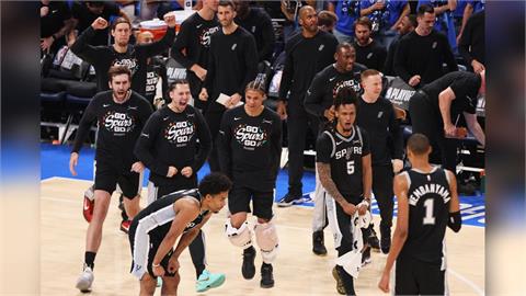 NBA(影)/G7生死戰馬刺客場111比103奪勝!睽違12年再闖總冠軍對決尼克