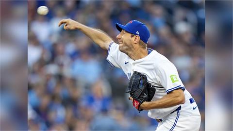 MLB(影)／「薛蛇」先發狀況不佳　幸好藍鳥牛棚穩住避免被「酒鬼」橫掃
