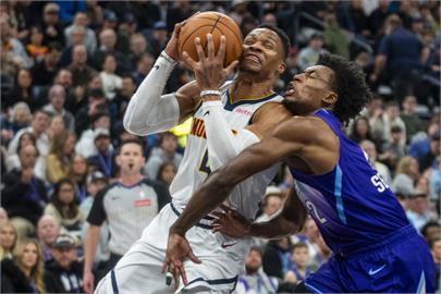 NBA(影)／金塊2024年最後一戰　締造多項紀錄客場擊敗爵士