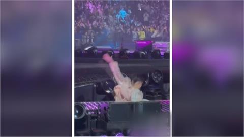 同框F3上海開唱「阿信踩空墜舞台」　發文報平安：狀況良好