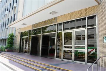 醉漢攻擊員警被壓制窒息亡　5警遭起訴過失致死判決出爐