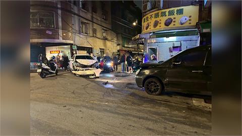 新北男「毒駕」恍惚狂撞波及多車! 肇事駕駛還想落跑被攔