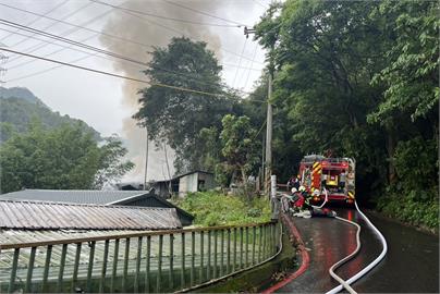 快新聞／北市象山鐵皮屋驚傳火警！　1犬逃生不及身亡