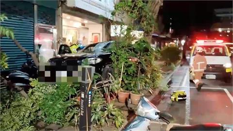 新竹北區重大事故！載妻自撞人行道　57歲男駕駛救出送醫仍不治身亡