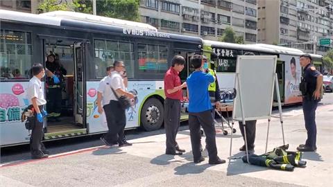 疑因煞車沒踩好釀禍？　北市2台262公車追撞造成9人受傷