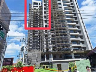「親眼看2同事墜樓亡」他斷腿忍痛走下13樓　台中鷹架拆除失控釀悲劇