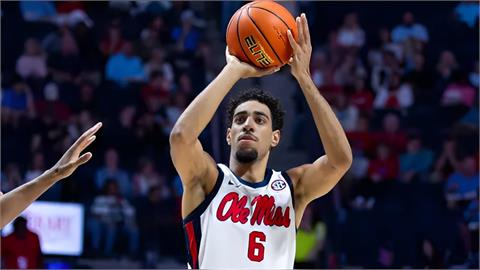 NBA(影)/溜馬「哈利波特」神奇復出?法國出現相似度99%高控衛網友全驚呆!