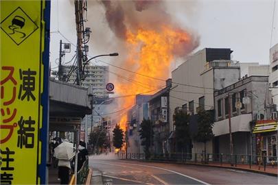 快新聞／日本東京拉麵店火災　JR被迫停駛3小時、800人下車步行
