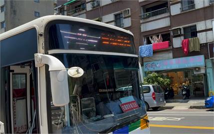 基隆公車拋錨頻傳「處長遭拔官」！　綠議員張之豪酸：政績斑斑「好善樑」