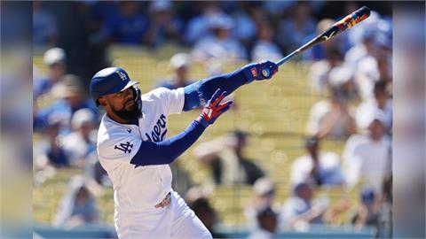 MLB(影)／「西語老師」打擊陷低潮無緣先發！嚴重到總教練羅伯斯都覺得有點糟糕