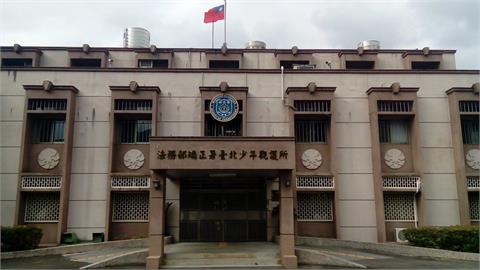 快新聞／國中割頸案外案！郭嫌少觀所暴動遭鎮壓　管理員「嗆這1句」慘遭調職