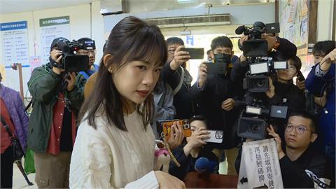 快新聞／柯文哲暫解除禁見！　陳佩琪、柯美蘭今早一身黑進北所探視