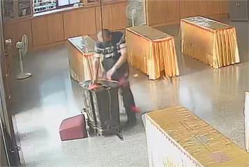 拜神明再行竊　44歲男涉8度進廟想偷撈香油錢