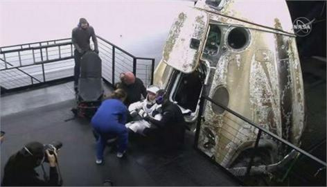 SpaceX「乘龍」順利返抵地球　四名太空人結束２００天任務