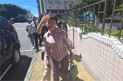 檢調突襲國民黨花蓮黨部　胡姓幹部涉伍麗華罷免案被帶走
