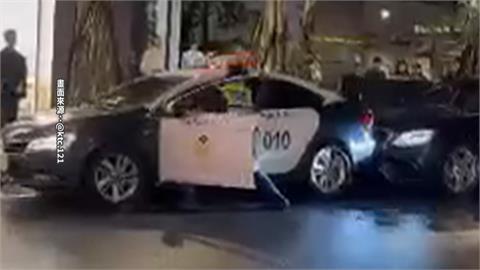 賠死了！周杰倫、金智媛同台　警車取締違規倒退嚕撞近千萬賓士