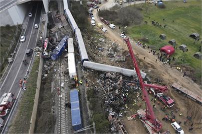 快新聞／希臘火車相撞至少38死！總理歸咎「人為疏失」　交通部長請辭