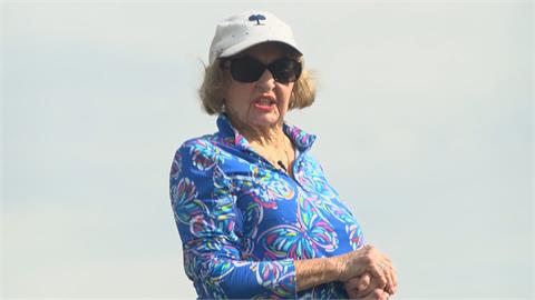 99歲阿嬤老當益壯！　熱愛打高爾夫球揭長壽秘訣