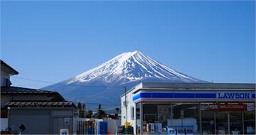 暖心台灣超人！富士山小屋員工求助「想活下去」　山友狂背物資上山：台灣真的是寶島