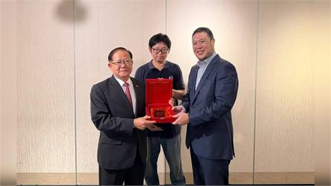 籃球／正式交棒！辜家「第四代」辜公怡正式就任籃協理事長  李一中回鍋擔任秘書長