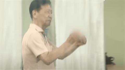 趙少康昔認「錯誤示範」大罷免亮票！挨告出庭急改口：那是展示哪有亮？