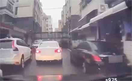 酒測值0.79！駕駛拒檢加速逃　員警追至死巷中順利逮人