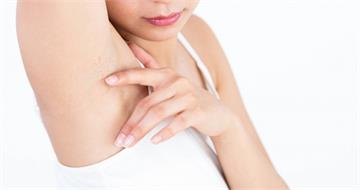 藥膏不是抹越多越好！皮膚科醫師揭「厚敷」恐怖後果　列3警訊